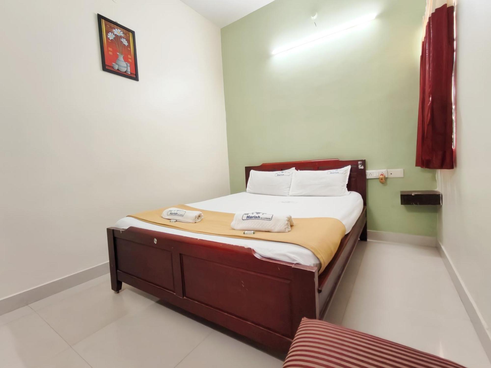 Hotel Harish Rameswaram Bagian luar foto